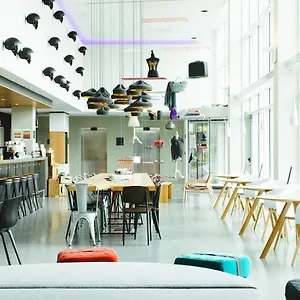 Moxy Milan Malpensa Airport Hotell