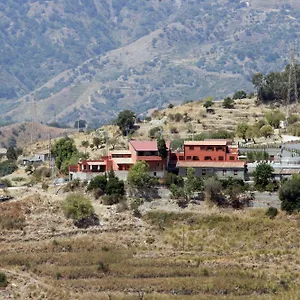 בית כפרי Casale Di Caterina טאורמינה